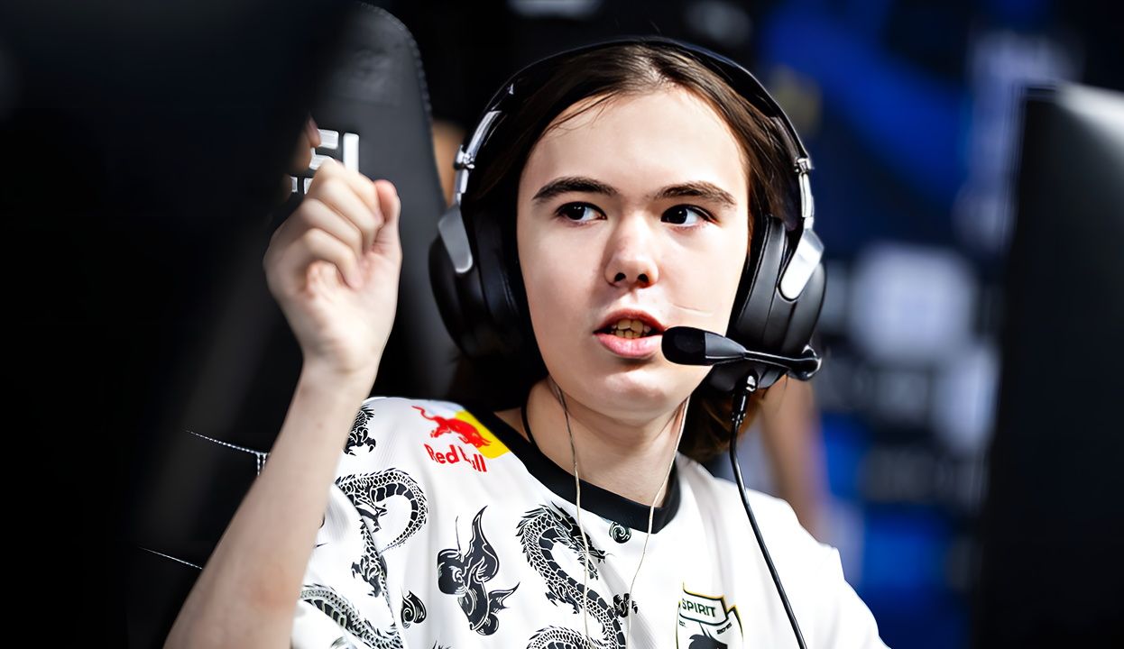 际足球圈中 际足球圈中